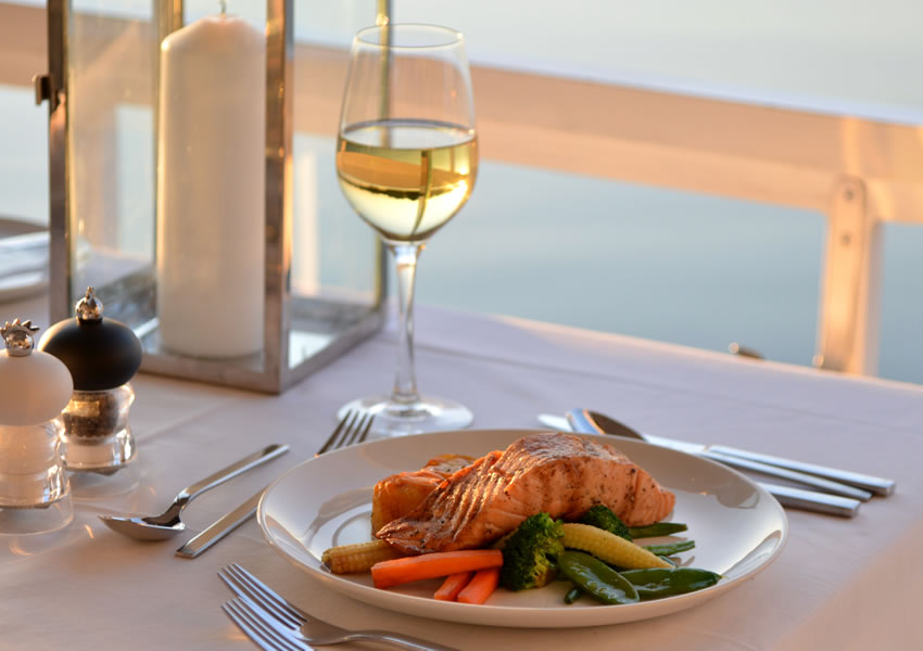 Zambezi-Dinner-Cruises-1.jpg