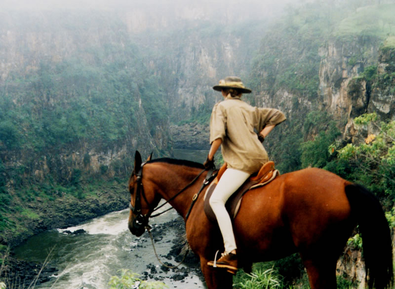 Zambezi-Horse-Trails-2.jpg