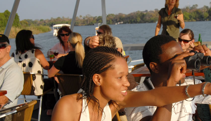 Zambezi-Sunset-Cruise-2.jpg