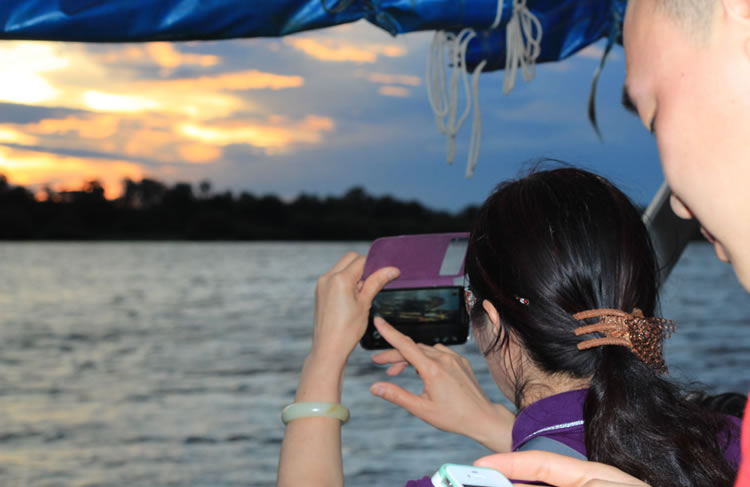 Zambezi-Sunset-Cruise-6.jpg